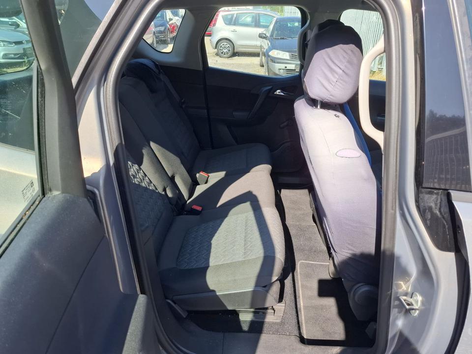 Opel Meriva 2013 — photo 6