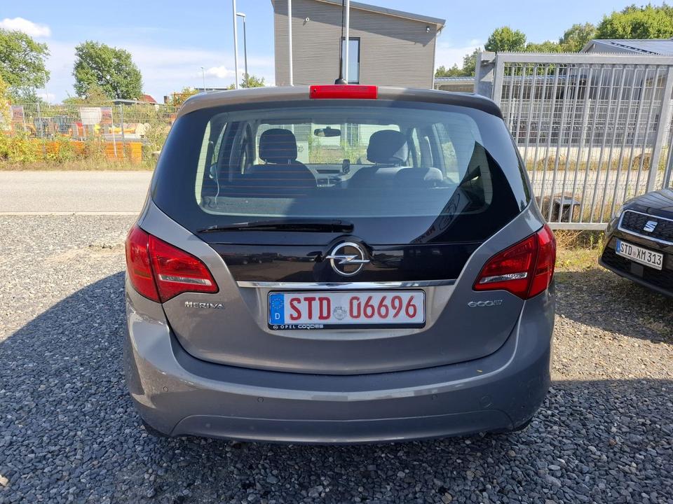 Opel Meriva 2013 — photo 9