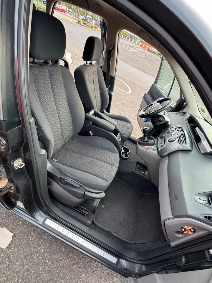 Renault Scenic 2007 — photo 10
