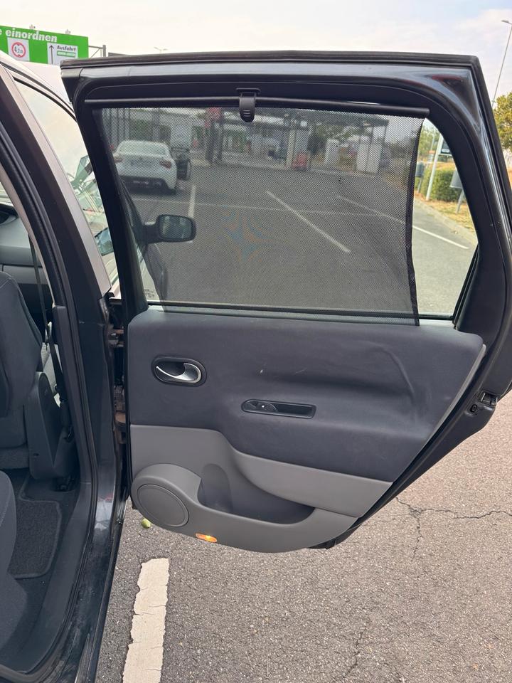 Renault Scenic 2007 — photo 11
