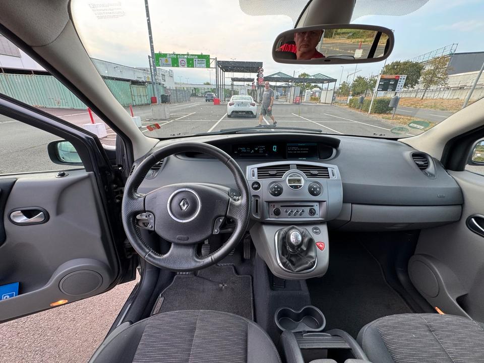 Renault Scenic 2007 — photo 7