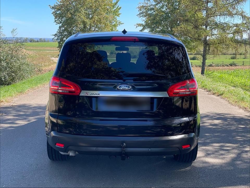 Ford S-Max 2011 — photo 6