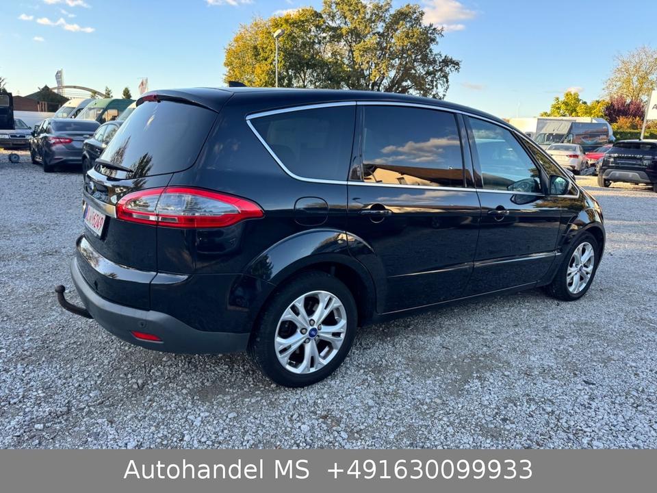 Ford S-Max 2013 — photo 12