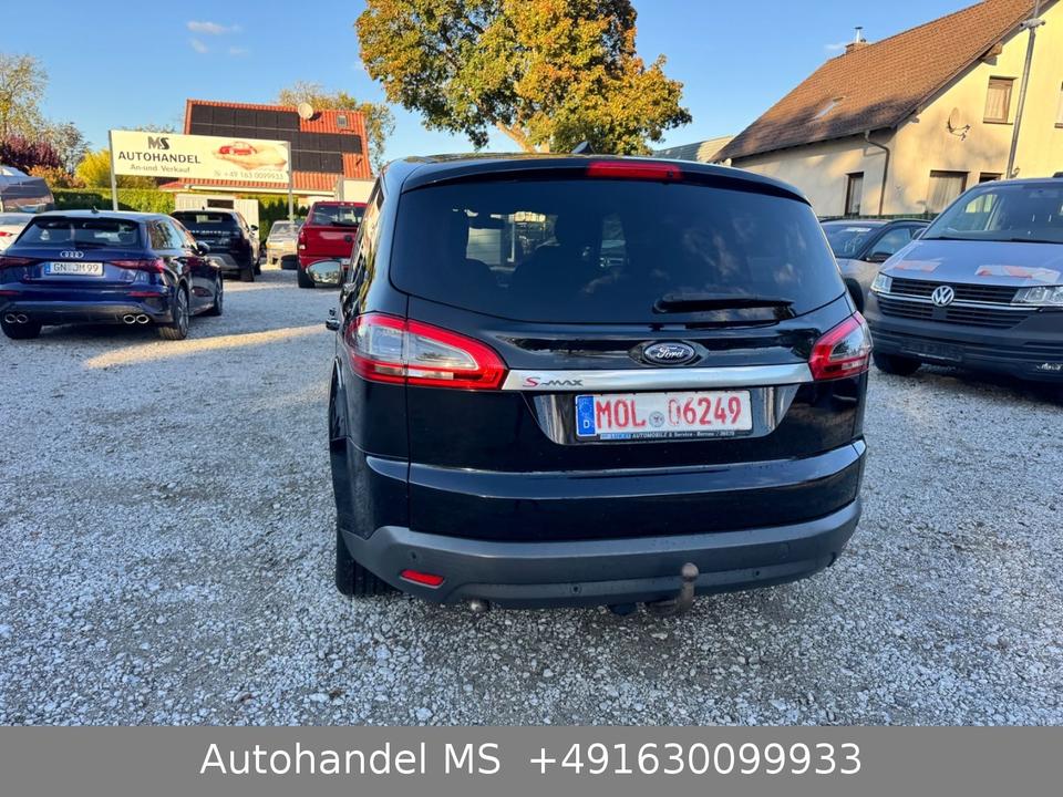 Ford S-Max 2013 — photo 19