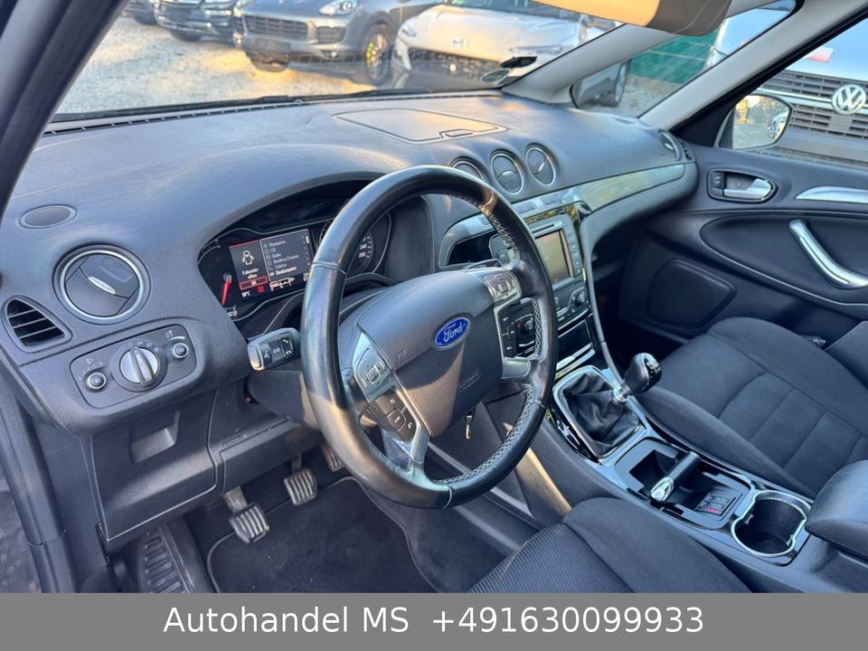 Ford S-Max 2013 — photo 23