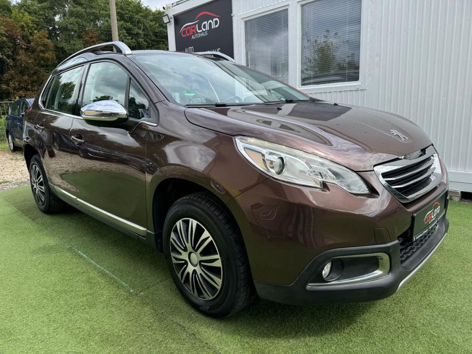 Peugeot 2008 2014 — вигляд ззаду