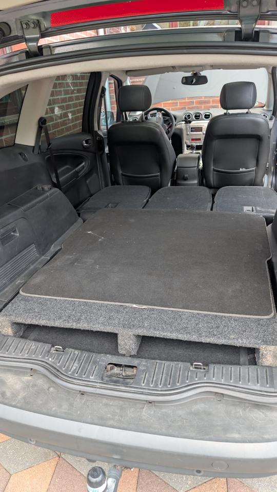 Ford S-Max 2010 — photo 7