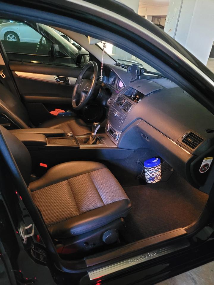 Mercedes Benz C 180 2008 — photo 13