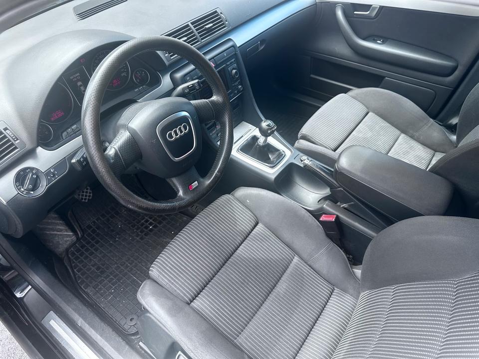 Audi A4 2005 — photo 10