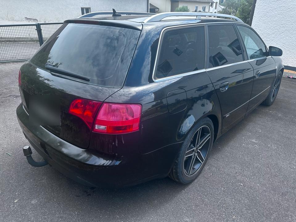 Audi A4 2005 — photo 8