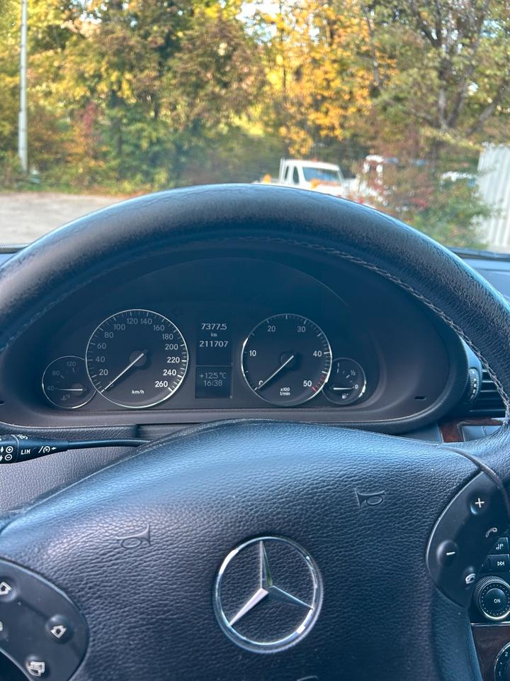 Mercedes Benz C 200 2005 — photo 8