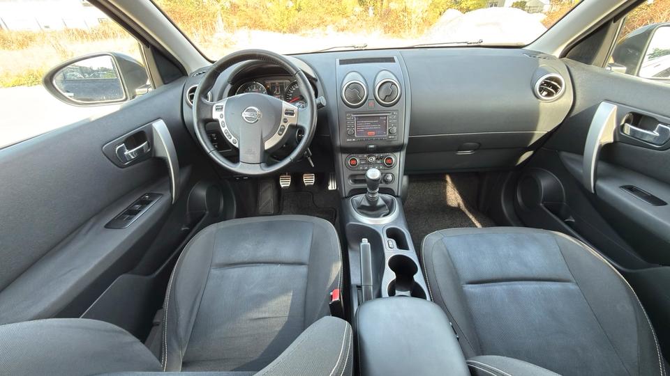 Nissan Qashqai 2012 — photo 14