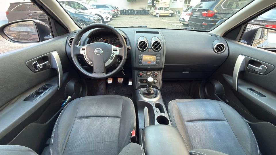 Nissan Qashqai 2012 — photo 17