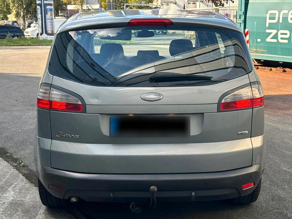 Ford S-Max 2009 — photo 5