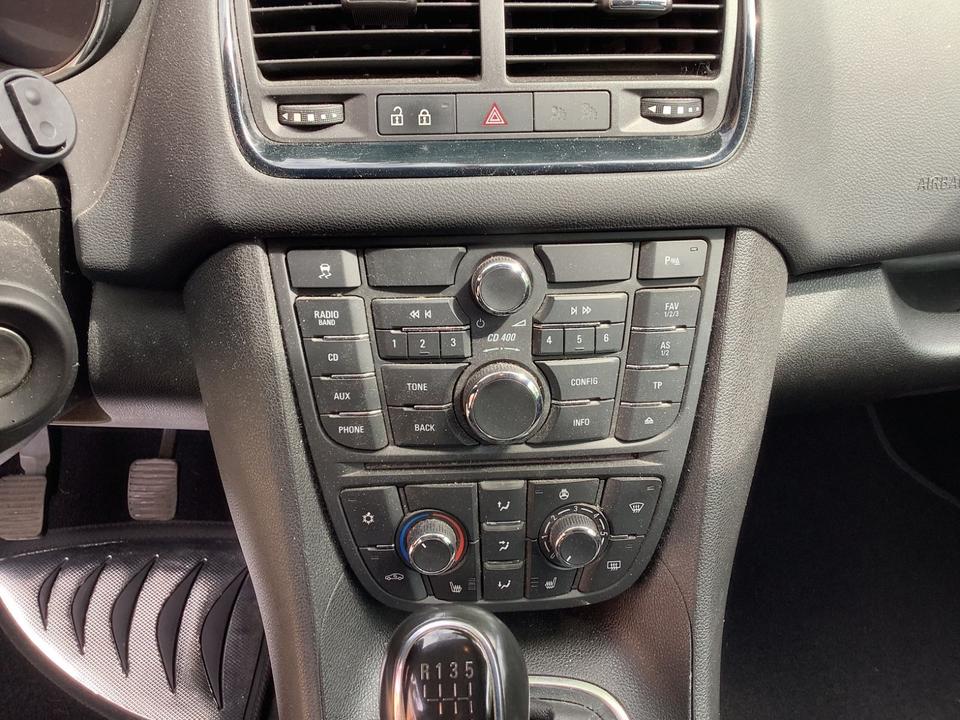 Opel Meriva 2012 — photo 11