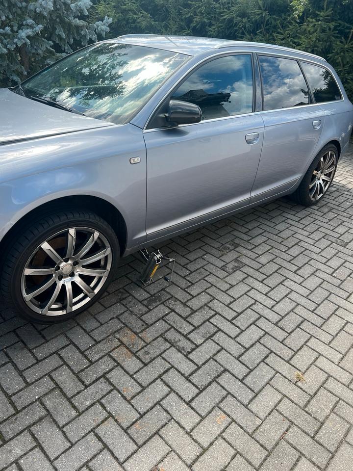 Audi A6 2006 — салон