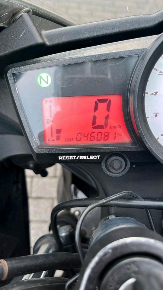 Yamaha Gelöscht • Yamaha YFZ-R Re06 TÜV 02/27 Winterpreis 2011 — interior
