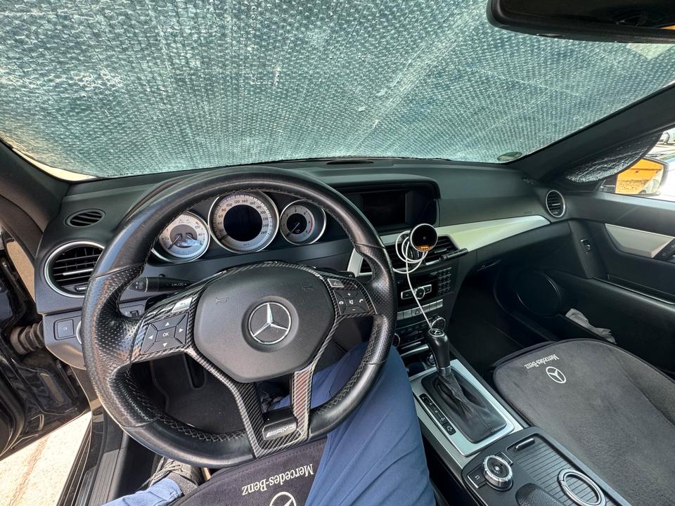 Mercedes Benz C 250 2012 — photo 14