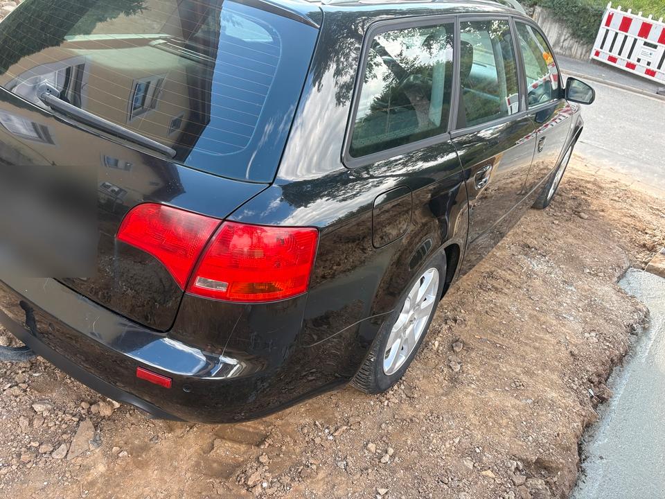 Audi A4 2006 — photo 7