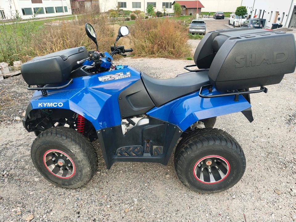 Kymco MXU 300 R 2010 — rear view