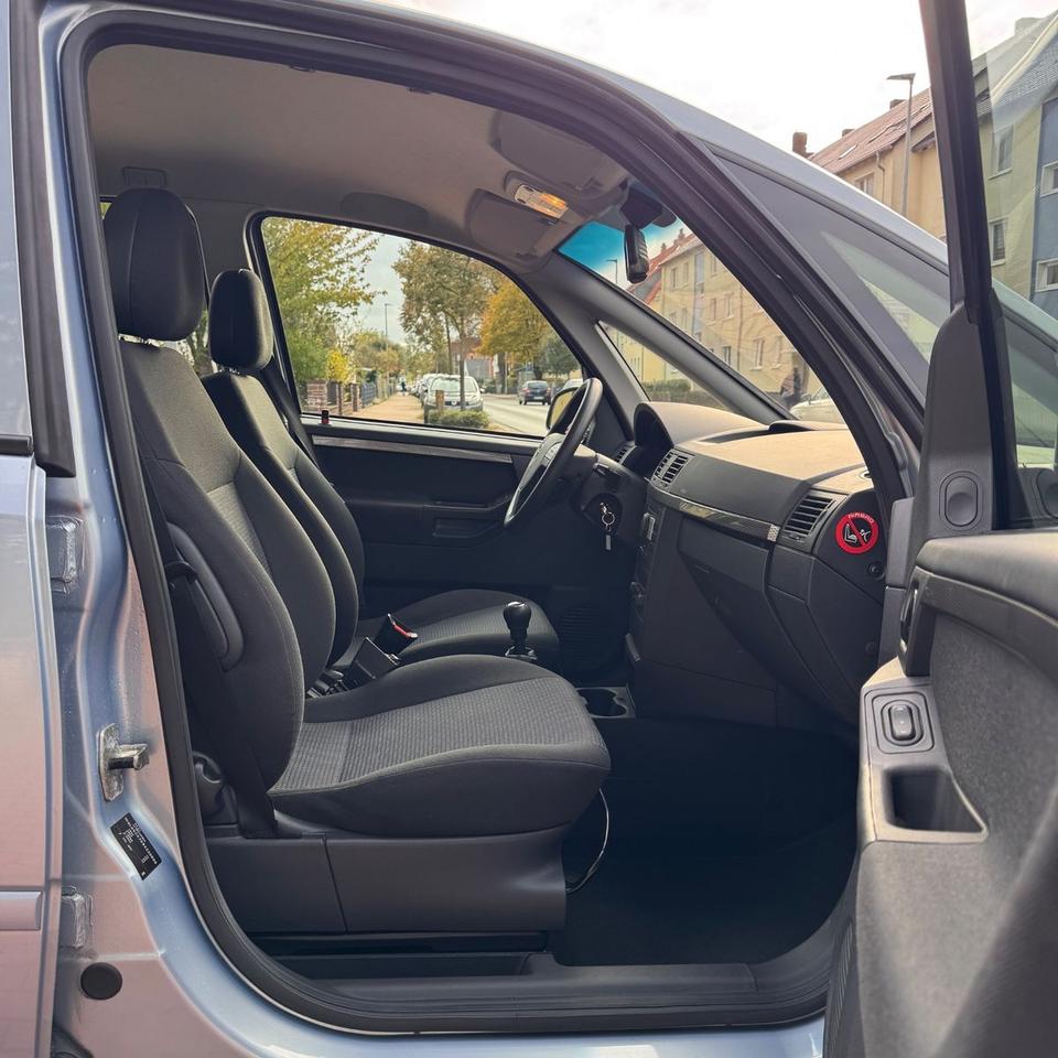Opel Meriva 2009 — photo 11