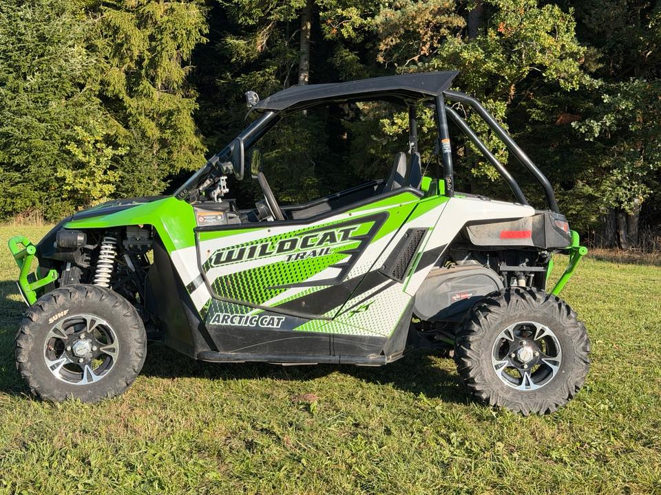 Weitere Motorräder Arctic Cat Wildcat 700 XT Trail Buggy SxS 2015 — rear view
