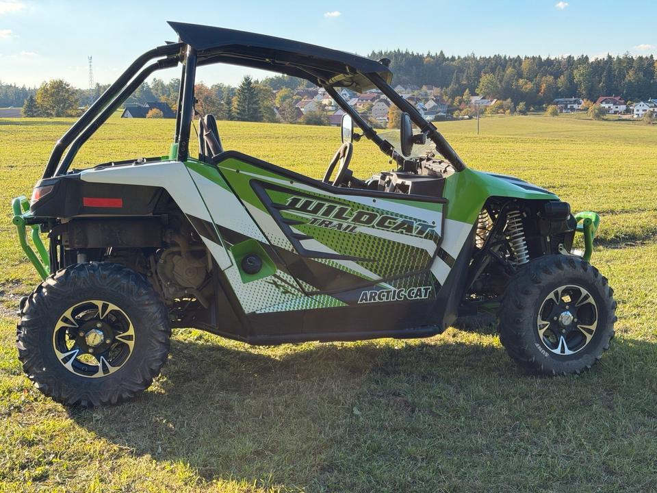 Weitere Motorräder Arctic Cat Wildcat 700 XT Trail Buggy SxS 2015 — engine 700 ccm