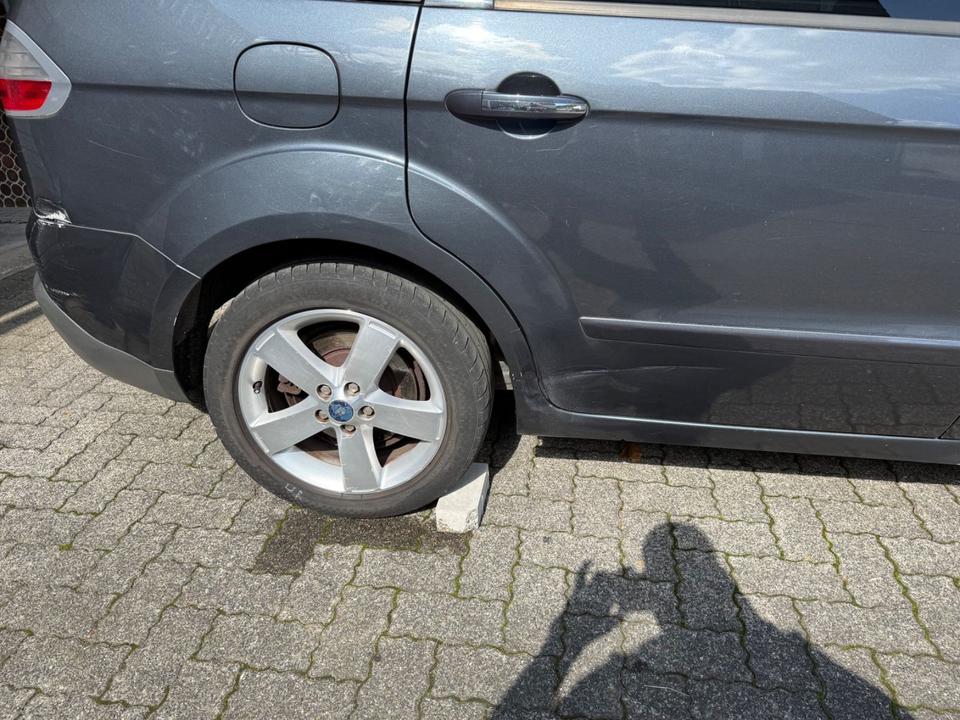 Ford S-Max 2008 — photo 8