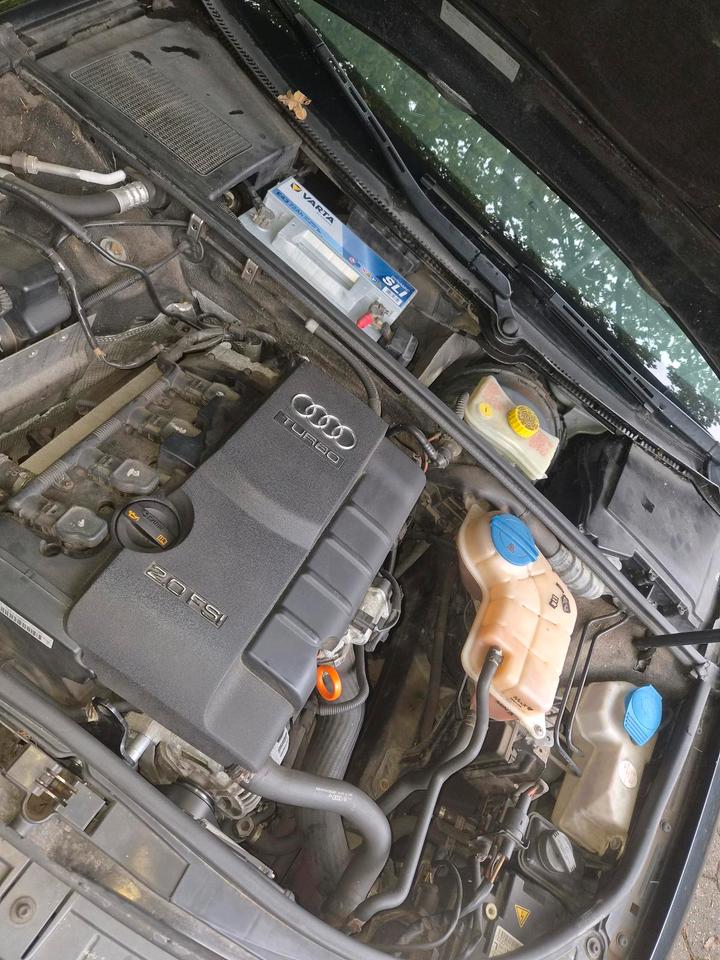 Audi A4 2006 — photo 12