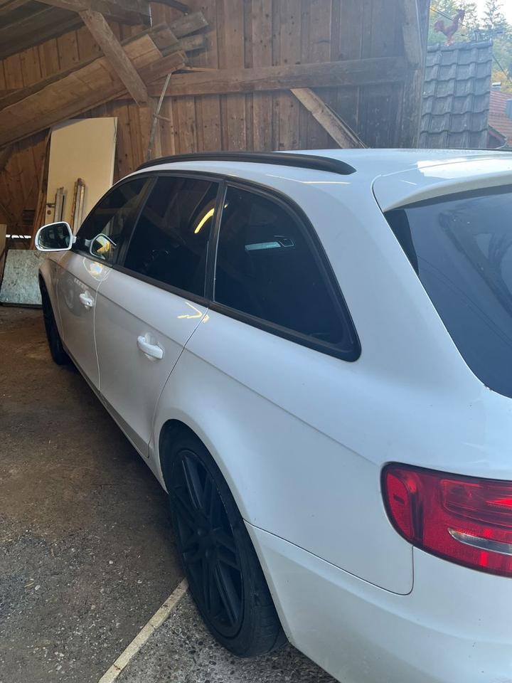 Audi A4 2009 — photo 13