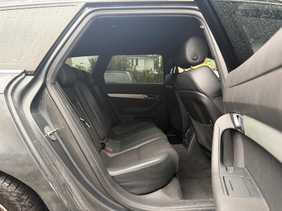 Audi A6 2010 — photo 10