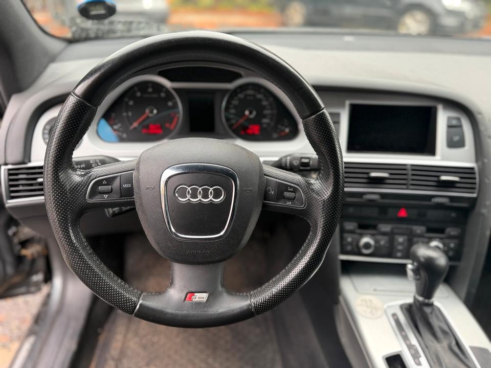 Audi A6 2010 — photo 14
