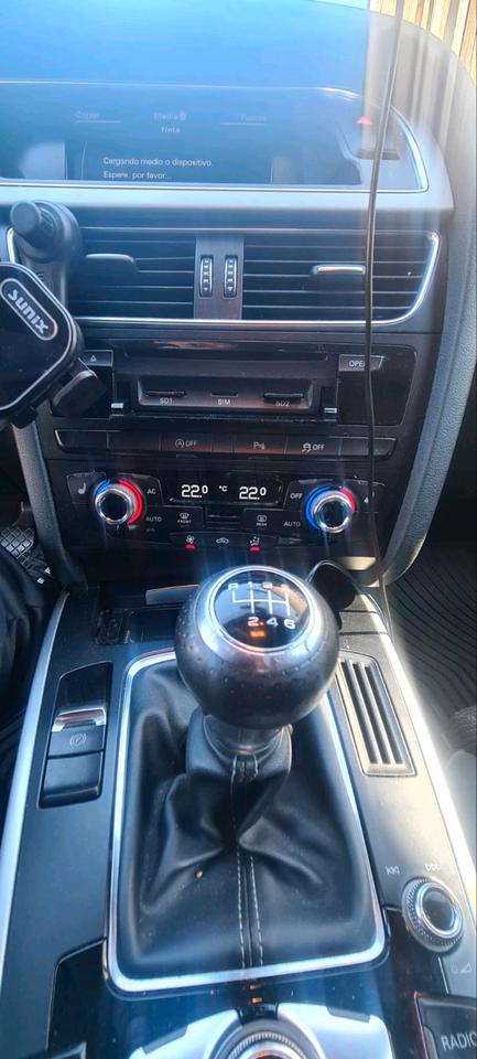 Audi A4 2014 — photo 10