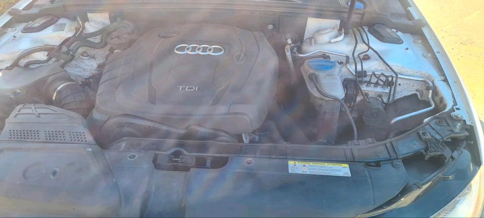 Audi A4 2014 — photo 14