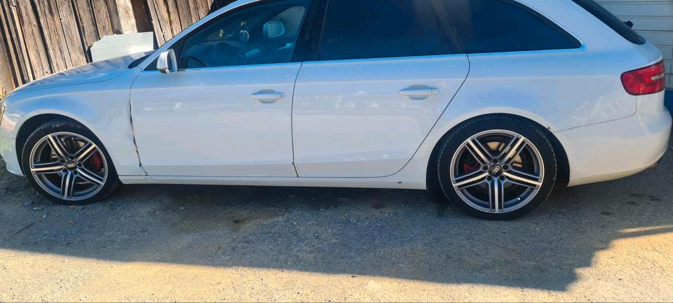 Audi A4 2014 — photo 16