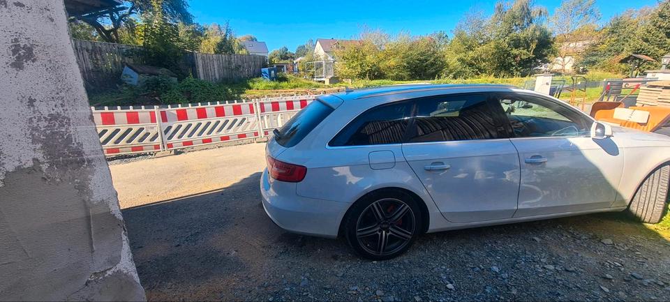 Audi A4 2014 — photo 17