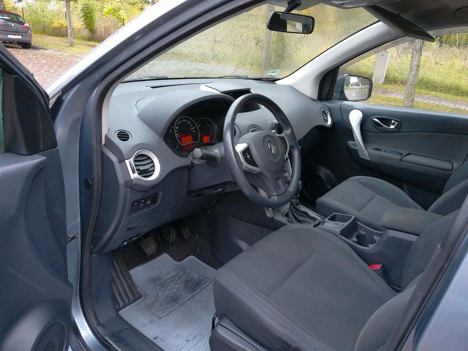 Renault Koleos 2009 — photo 11