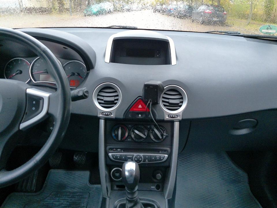 Renault Koleos 2009 — photo 14