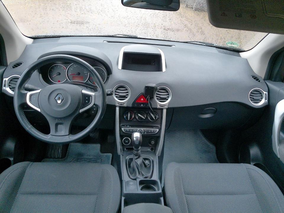 Renault Koleos 2009 — photo 15