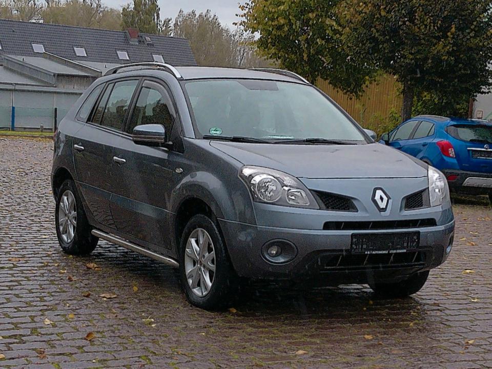 Renault Koleos 2009 — engine