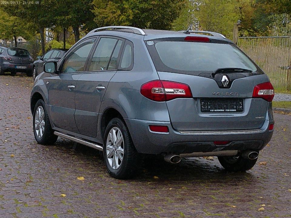 Renault Koleos 2009 — photo 8