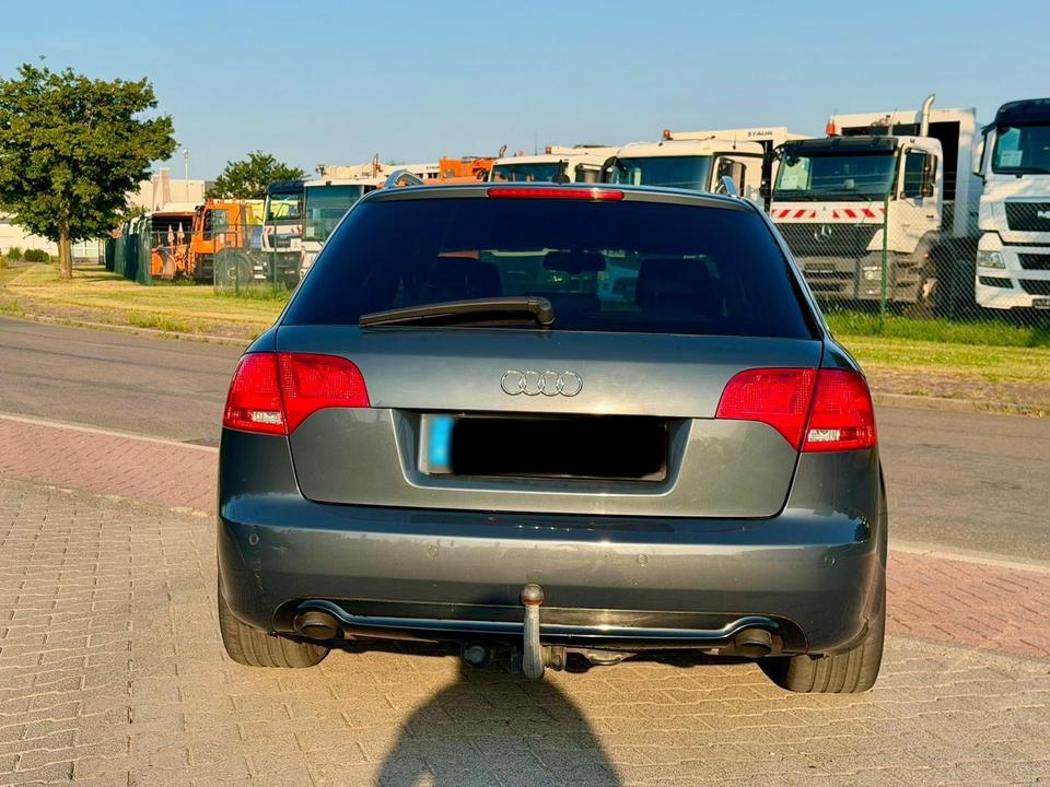Audi A4 2008 — photo 11