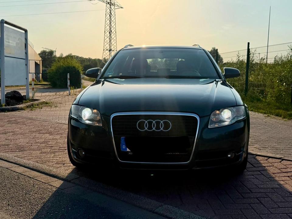 Audi A4 2008 — interior