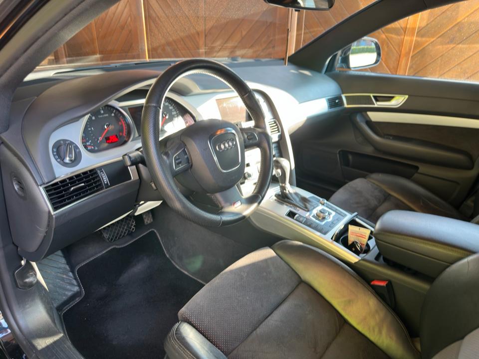 Audi A6 2011 — photo 13