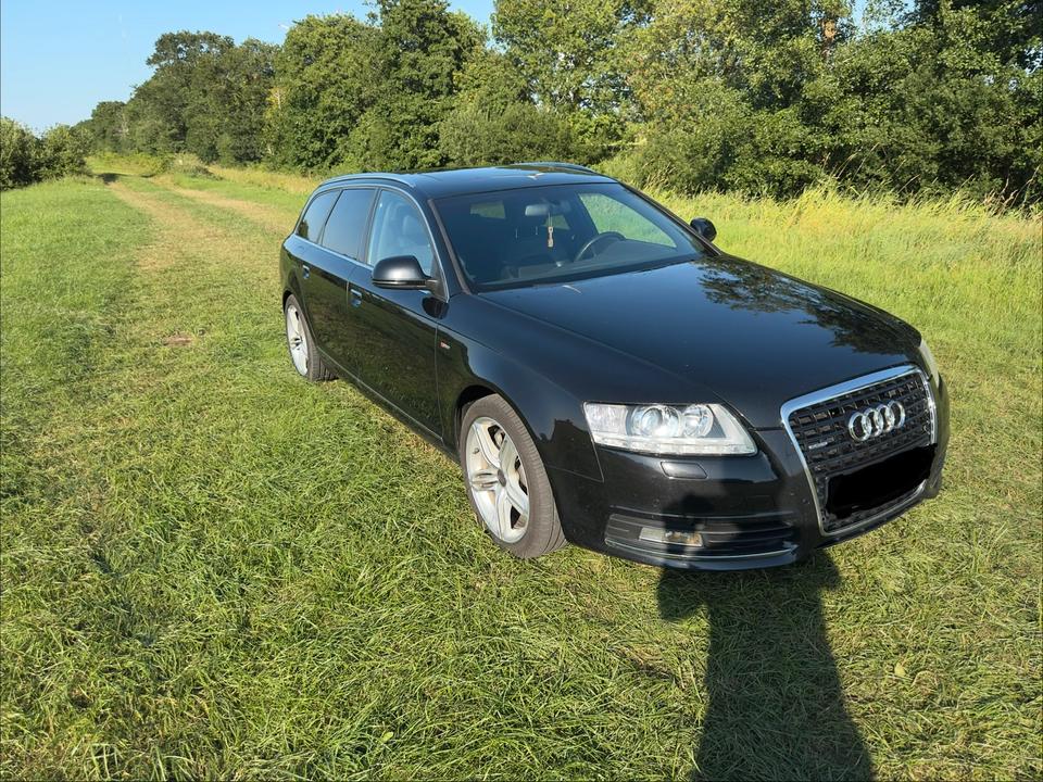 Audi A6 2011 — interior