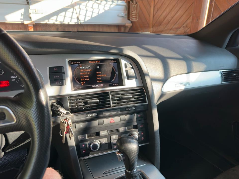 Audi A6 2011 — photo 8