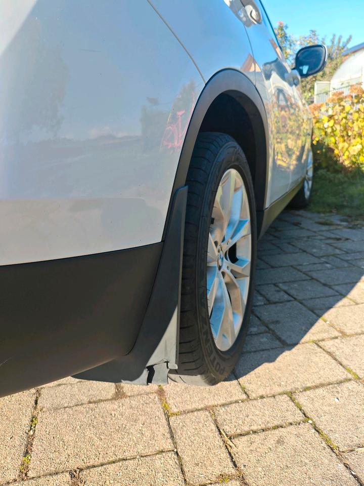 BMW X1 2010 — photo 12
