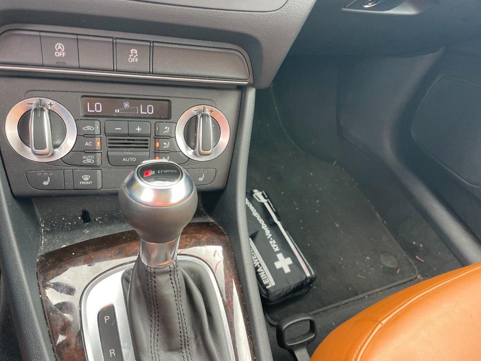Audi Q3 2012 — photo 17