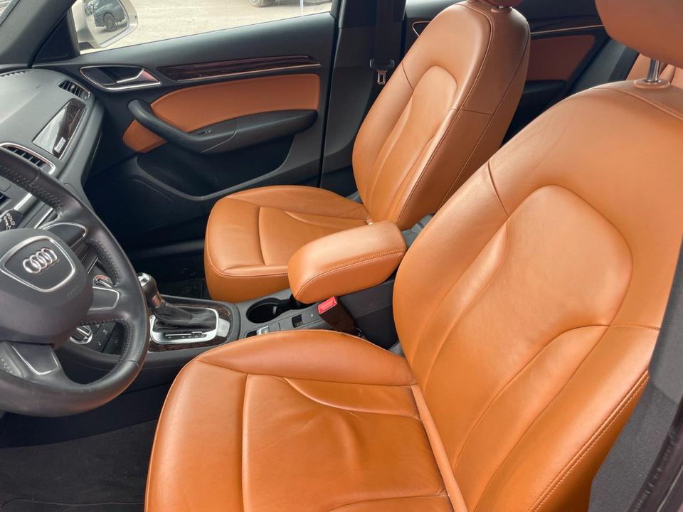 Audi Q3 2012 — photo 6
