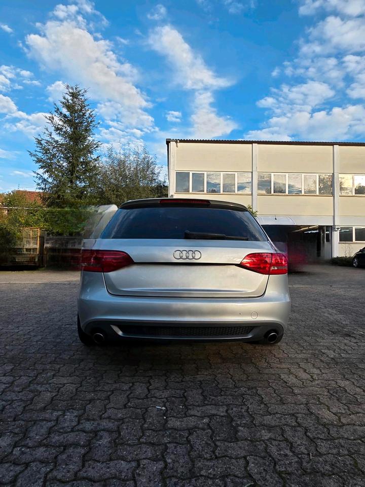 Audi A4 2009 — двигун